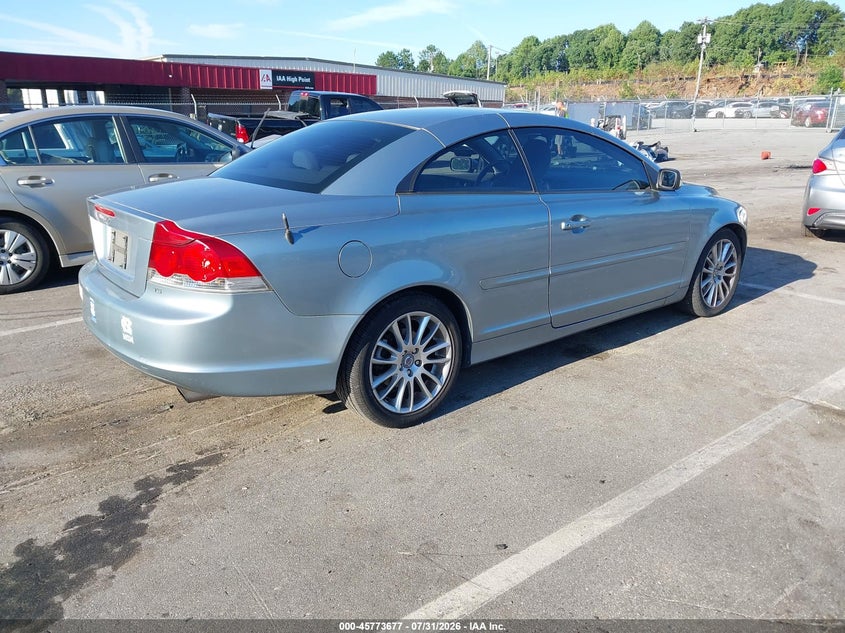 2007 Volvo C70 VIN YV1MC68257J017702 IAAI salvage auction — NORMAL WEAR, Clear (North Carolina), sold $550 on 2026-08-06 (photo 4)