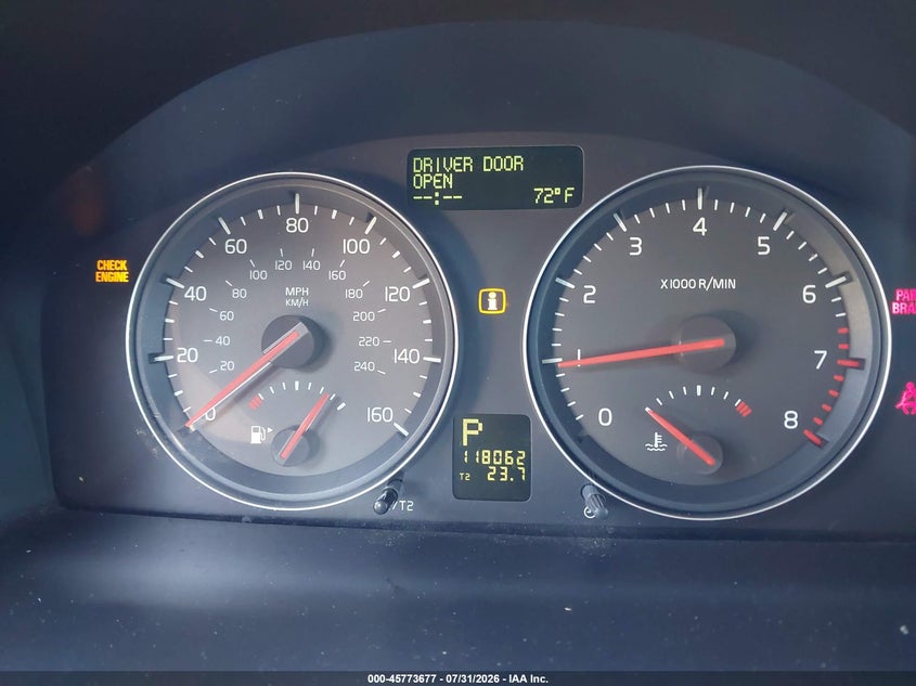 2007 Volvo C70 VIN YV1MC68257J017702 IAAI salvage auction — NORMAL WEAR, Clear (North Carolina), sold $550 on 2026-08-06 (photo 7)