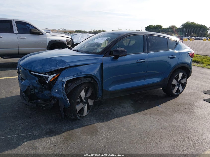 2022 Volvo C40 VIN YV4ED3GB4N2009019 IAAI salvage auction — LEFT FRONT, Wait Title, sold $8,600 on 2026-08-27 (photo 2)