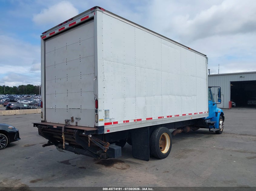 2013 International 4000 series VIN 1HTJTSKM3DH352121 IAAI salvage auction — LEFT & RIGHT, Sf97 (New York), sold $7,100 on 2026-08-20 (photo 4)