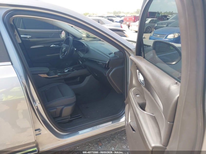 2024 Buick Envision VIN LRBFZME45RD069077 IAAI salvage auction — RIGHT FRONT, Salvage (Texas), sold $7,450 on 2026-08-26 (photo 5)