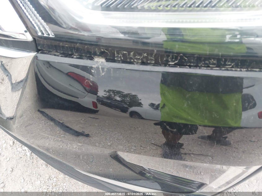 2023 Chevrolet Traverse VIN 1GNEVGKW4PJ264111 IAAI salvage auction — THEFT, Salvage (Illinois), sold $14,000 on 2026-09-03 (photo 6)