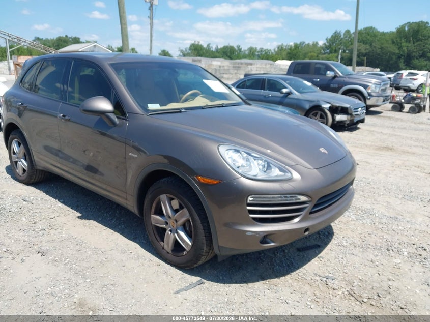 2014 Porsche Cayenne VIN WP1AF2A27ELA32088 IAAI salvage auction — NORMAL WEAR, Clear (North Carolina), sold $3,250 on 2026-08-07 (photo 1)
