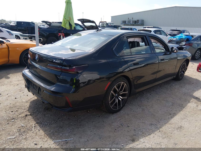 2026 BMW 7 Series VIN WBA23EH03TCW52130 IAAI salvage auction — Front End, Enterprise Vehicles Clear Only (Texas), sold $36,750 on 2026-08-05 (photo 4)