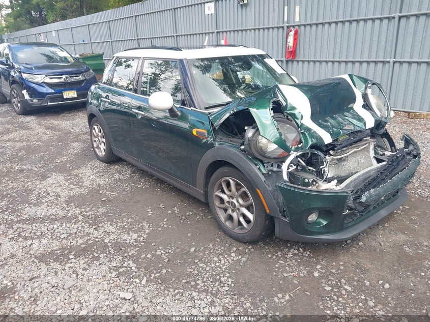 2016 Mini Hard top VIN WMWXU1C54G2D09467 IAAI salvage auction — NORMAL WEAR, Clear (New Jersey), sold $500 on 2026-09-13 (photo 1)