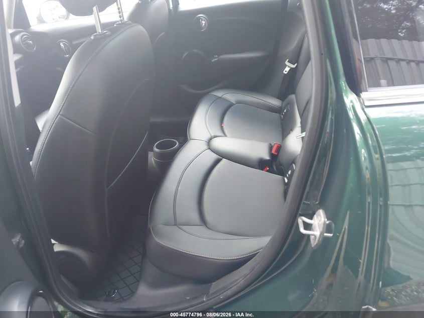 2016 Mini Hard top VIN WMWXU1C54G2D09467 IAAI salvage auction — NORMAL WEAR, Clear (New Jersey), sold $500 on 2026-09-13 (photo 8)