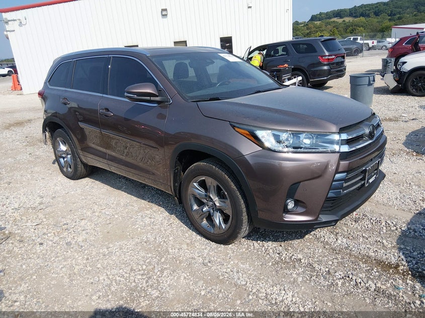 2019 Toyota Highlander VIN 5TDDZRFH1KS973977 — IAAI salvage auction photo
