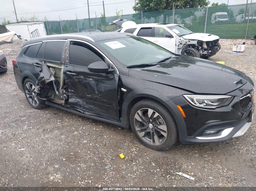 2018 Buick Regal VIN W04GV8SXXJ1064626 IAAI salvage auction — RIGHT SIDE, Salvage (Pennsylvania), sold $3,100 on 2026-08-23 (photo 1)