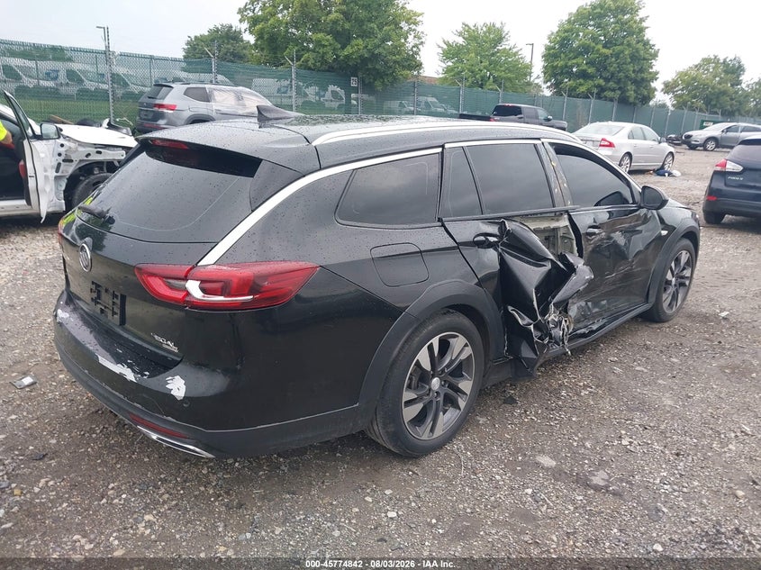 2018 Buick Regal VIN W04GV8SXXJ1064626 IAAI salvage auction — RIGHT SIDE, Salvage (Pennsylvania), sold $3,100 on 2026-08-23 (photo 4)