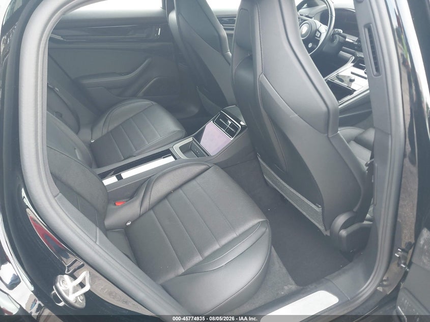 2025 Porsche Panamera VIN WP0AA2YAXSL001054 IAAI salvage auction — NORMAL WEAR, Enterprise Vehicles Clear Only (Florida), sold $48,650 on 2026-08-06 (photo 8)