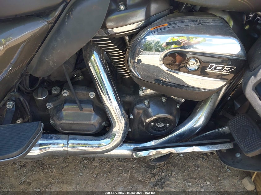 2018 Harley-davidson Road glide VIN 1HD1KGD16JB667508 IAAI salvage auction — FRONT END, Wait Title, sold $2,400 on 2026-09-26 (photo 5)