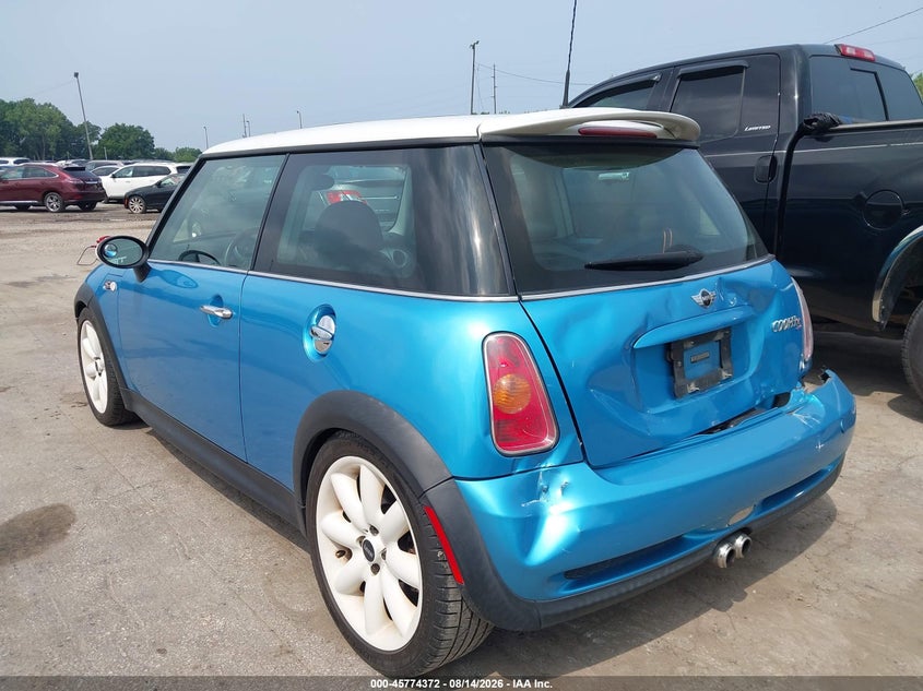 2003 Mini Cooper VIN WMWRE33413TD59112 IAAI salvage auction — REAR END, Salvage (Ohio), sold $375 on 2026-09-15 (photo 3)