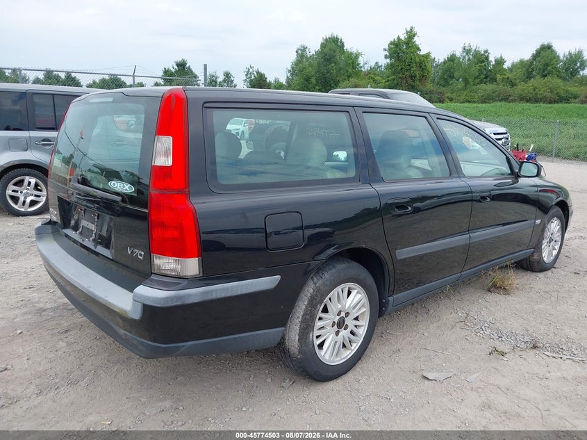 2004 Volvo V70 VIN YV1SW61T742406493 IAAI salvage auction — NORMAL WEAR, Clear (Pennsylvania), sold $450 on 2026-08-13 (photo 4)