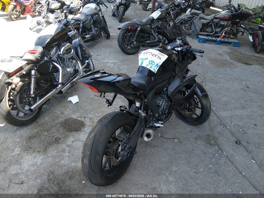 2025 Yamaha Yzf VIN JYARM38Y2SA003577 IAAI salvage auction — FRONT END, Salvage (California), sold $1,475 on 2026-08-17 (photo 4)