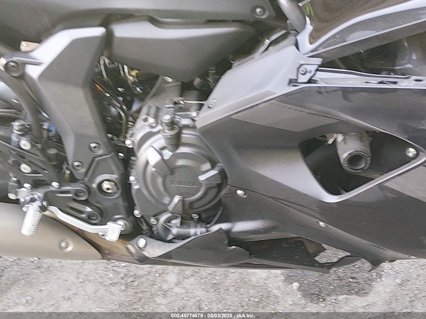 2025 Yamaha Yzf VIN JYARM38Y2SA003577 IAAI salvage auction — FRONT END, Salvage (California), sold $1,475 on 2026-08-17 (photo 8)