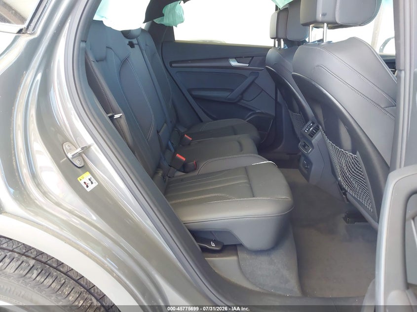 2023 Audi Q5 sportback VIN WA15AAFY0P2064196 IAAI salvage auction — REAR END, Wait Title, sold $17,400 on 2026-08-28 (photo 8)