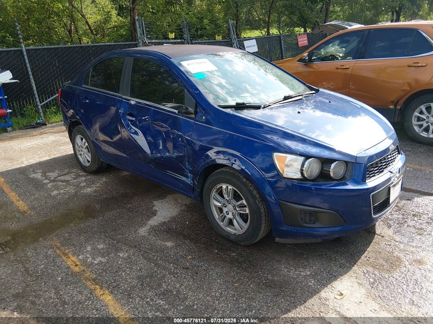 2013 Chevrolet SONIC VIN 1G1JC5SG8D4238186 IAAI salvage auction — RIGHT SIDE, Salvage Title, sold $525 on 2026-10-05 (photo 1)