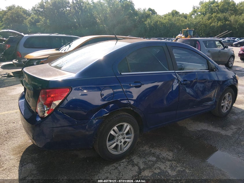 2013 Chevrolet SONIC VIN 1G1JC5SG8D4238186 IAAI salvage auction — RIGHT SIDE, Salvage Title, sold $525 on 2026-10-05 (photo 6)