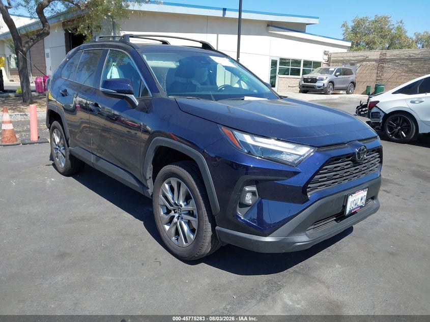 2024 Toyota Rav 4 VIN 2T3C1RFV8RW332035 — IAAI salvage auction photo