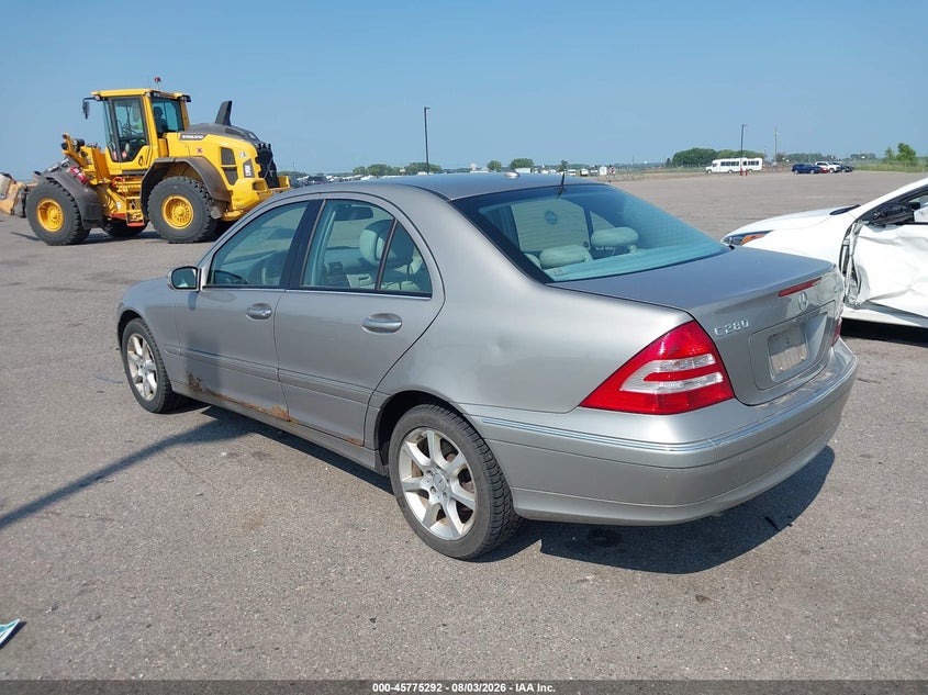 2007 Mercedes-benz C-klasse VIN WDBRF92J57F906974 IAAI salvage auction — FRONT END, Parts Only Bos (Minnesota), sold $75 on 2026-08-17 (photo 3)