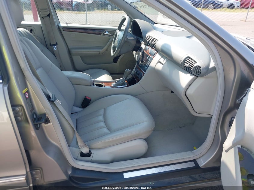 2007 Mercedes-benz C-klasse VIN WDBRF92J57F906974 IAAI salvage auction — FRONT END, Parts Only Bos (Minnesota), sold $75 on 2026-08-17 (photo 5)