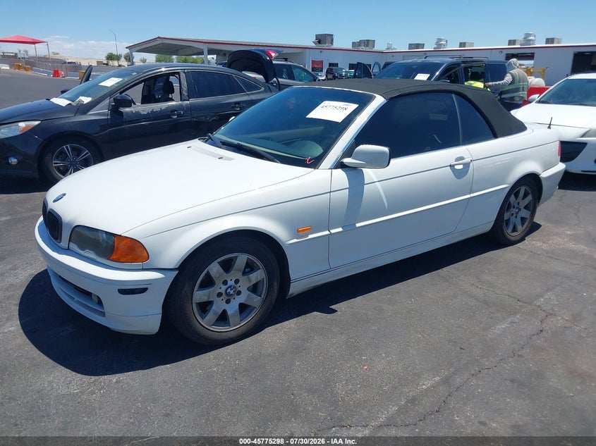 2001 BMW 3 series VIN WBABS33441JY55246 IAAI salvage auction — NORMAL WEAR, Clear (Nevada), sold $725 on 2026-08-14 (photo 2)