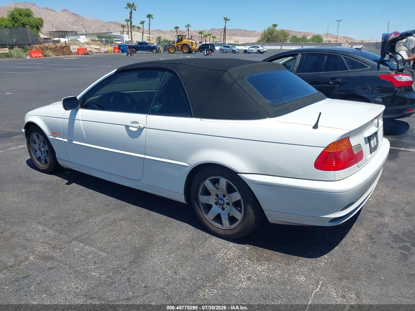 2001 BMW 3 series VIN WBABS33441JY55246 IAAI salvage auction — NORMAL WEAR, Clear (Nevada), sold $725 on 2026-08-14 (photo 3)