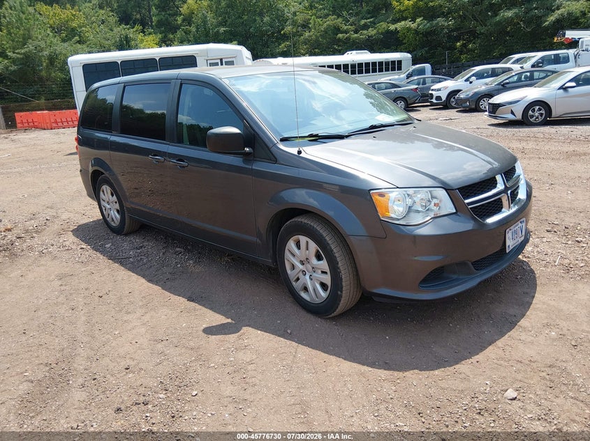2018 Dodge Grand caravan VIN 2C4RDGBGXJR323994 — IAAI salvage auction photo