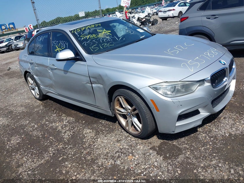 2014 BMW VIN WBA3B3G52ENR82888 IAAI salvage auction — RIGHT SIDE, Salvage Title, sold $25 on 2026-08-18 (photo 1)