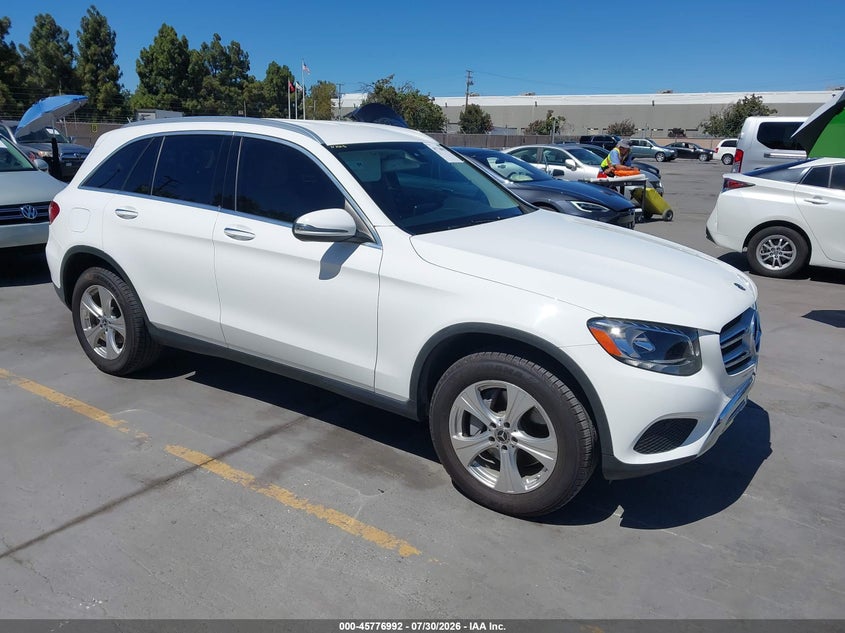 2017 Mercedes-benz Glc VIN WDC0G4JB1HV011164 IAAI salvage auction — NORMAL WEAR, Salvage Title, sold $6,700 on 2026-08-24 (photo 1)