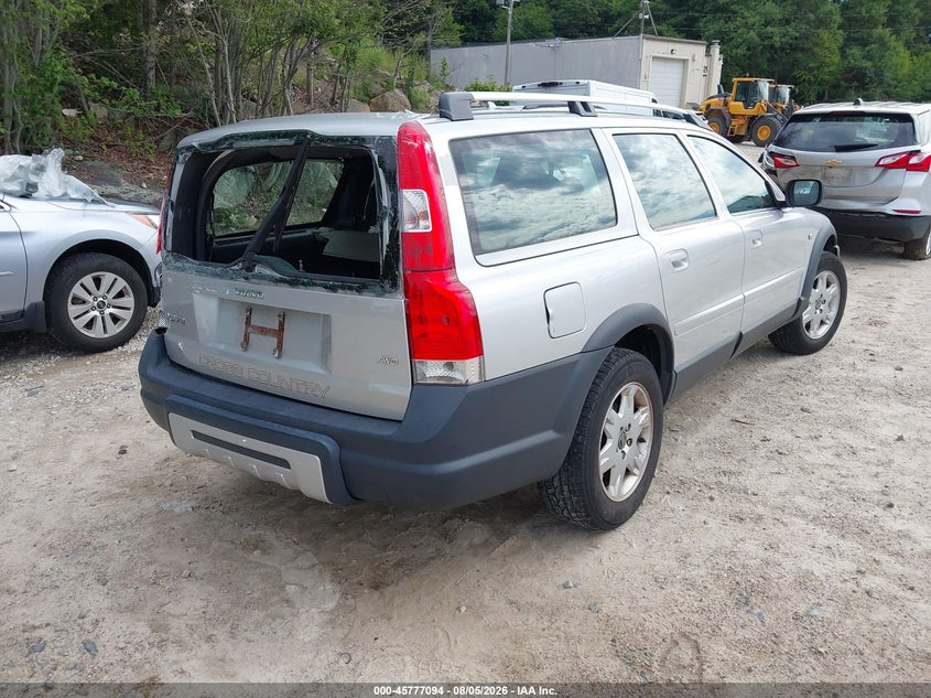 2005 Volvo Xc70 VIN YV1SZ592X51198923 IAAI salvage auction — REAR END, Clear (Massachusetts), sold $100 on 2026-08-18 (photo 4)