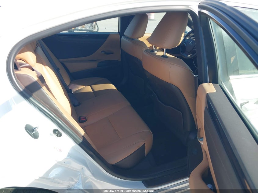 2019 Lexus ES VIN 58ABZ1B18KU008681 IAAI salvage auction — LEFT & RIGHT, Salvage (Texas), sold $14,600 on 2026-08-23 (photo 8)