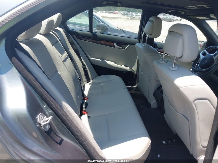 2012 Mercedes-benz C-klasse VIN WDDGF4HB1CA631273 IAAI salvage auction — NORMAL WEAR, Clear (Georgia), sold $2,650 on 2026-08-11 (photo 8)