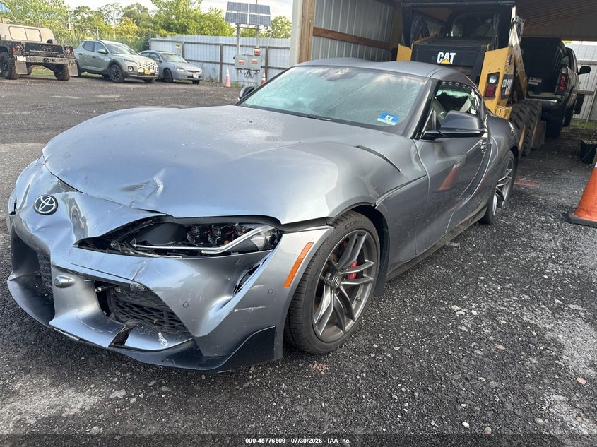 2021 Toyota Supra VIN WZ1DB0C04MW034700 IAAI salvage auction — FRONT END, Clear (New Jersey), sold $15,675 on 2026-08-06 (photo 2)