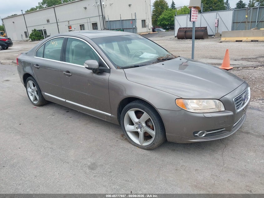 2010 Volvo S80 VIN YV1992AH0A1125616 IAAI salvage auction — NORMAL WEAR, Clear (Illinois), sold $1,675 on 2026-08-10 (photo 1)