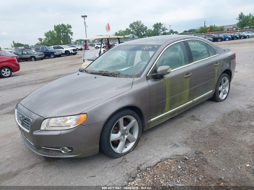 2010 Volvo S80 VIN YV1992AH0A1125616 IAAI salvage auction — NORMAL WEAR, Clear (Illinois), sold $1,675 on 2026-08-10 (photo 2)