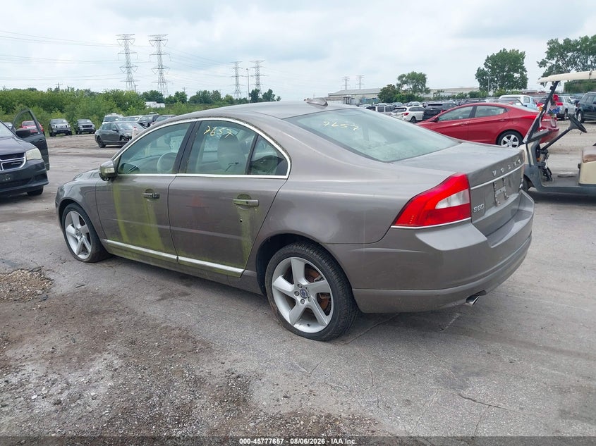 2010 Volvo S80 VIN YV1992AH0A1125616 IAAI salvage auction — NORMAL WEAR, Clear (Illinois), sold $1,675 on 2026-08-10 (photo 3)