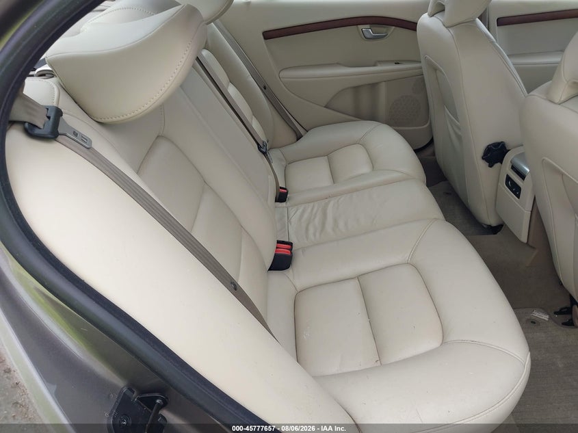 2010 Volvo S80 VIN YV1992AH0A1125616 IAAI salvage auction — NORMAL WEAR, Clear (Illinois), sold $1,675 on 2026-08-10 (photo 8)