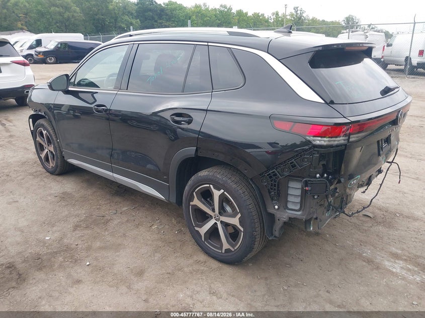 2026 Volkswagen Tiguan VIN 3VVMR7RMXTM033886 IAAI salvage auction — FRONT & REAR, Wait Title, sold $11,500 on 2026-08-29 (photo 3)