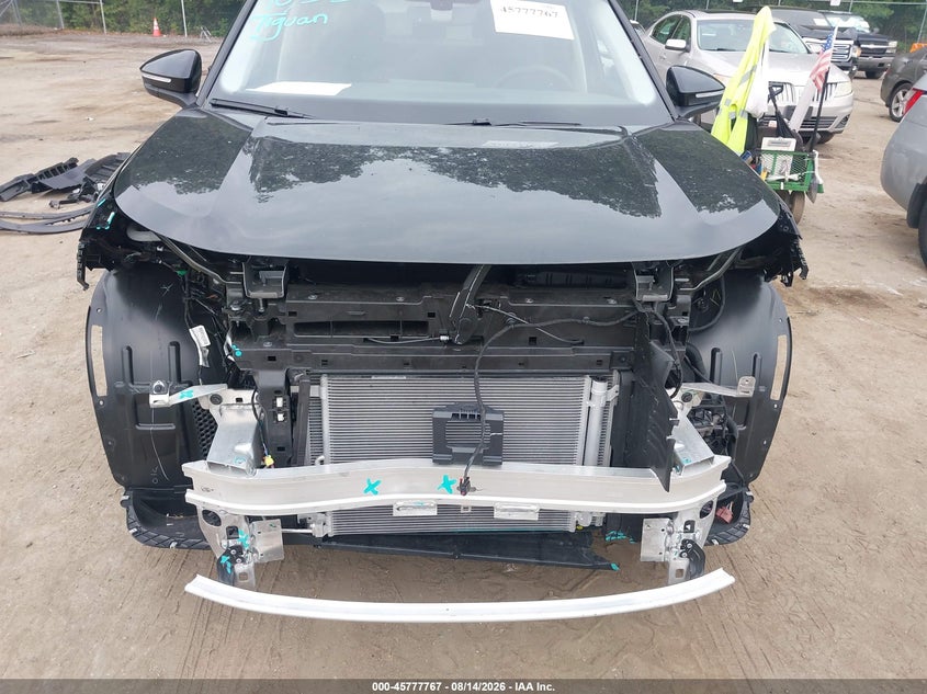 2026 Volkswagen Tiguan VIN 3VVMR7RMXTM033886 IAAI salvage auction — FRONT & REAR, Wait Title, sold $11,500 on 2026-08-29 (photo 6)