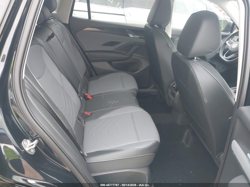 2026 Volkswagen Tiguan VIN 3VVMR7RMXTM033886 IAAI salvage auction — FRONT & REAR, Wait Title, sold $11,500 on 2026-08-29 (photo 8)