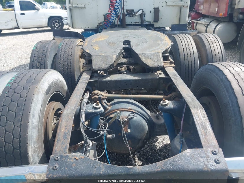 2000 Peterbilt 379 VIN 1XP5DR9X9YN510942 IAAI salvage auction — FRONT END, Rebuildable (Florida), sold $3,300 on 2026-09-09 (photo 7)