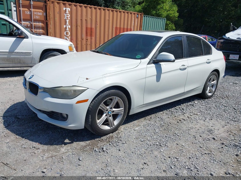 2015 BMW 3er VIN WBA3A5C5XFF609405 IAAI salvage auction — FRONT END, Nrc Lienholder Repossession Paperwork (South Carolina), sold $25 on 2026-08-18 (photo 2)