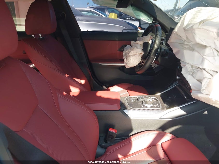 2025 BMW 3er VIN 3MW59FT02S8F73787 IAAI salvage auction — FRONT END, Wait Title, sold $22,300 on 2026-08-19 (photo 5)