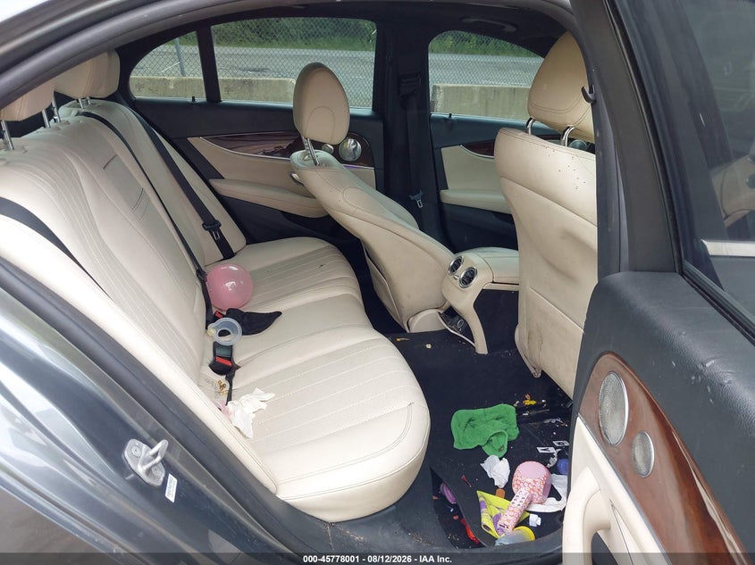 2017 Mercedes-benz E-klasse VIN WDDZF4JBXHA033127 IAAI salvage auction — REAR END, Parts Only Bos (Maryland), sold $4,600 on 2026-08-19 (photo 8)
