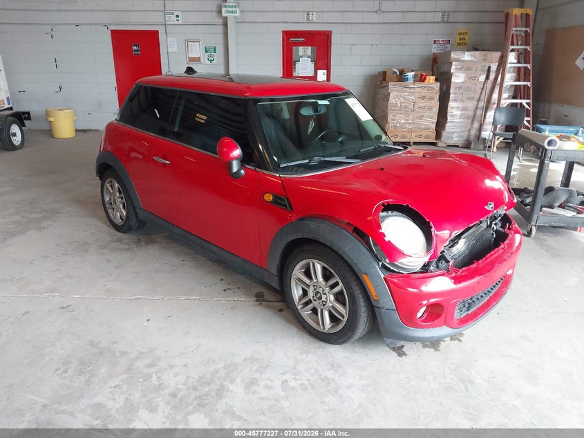2011 Mini Cooper VIN WMWSU3C58BT251899 IAAI salvage auction — FRONT & REAR, Rebuildable (Florida), sold $225 on 2026-08-19 (photo 1)