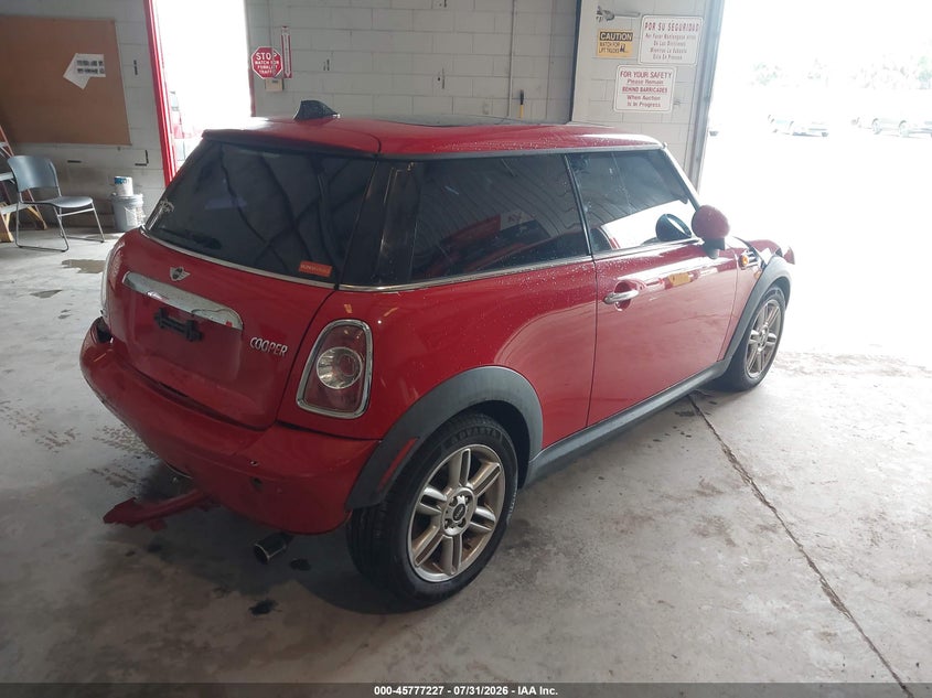 2011 Mini Cooper VIN WMWSU3C58BT251899 IAAI salvage auction — FRONT & REAR, Rebuildable (Florida), sold $225 on 2026-08-19 (photo 4)