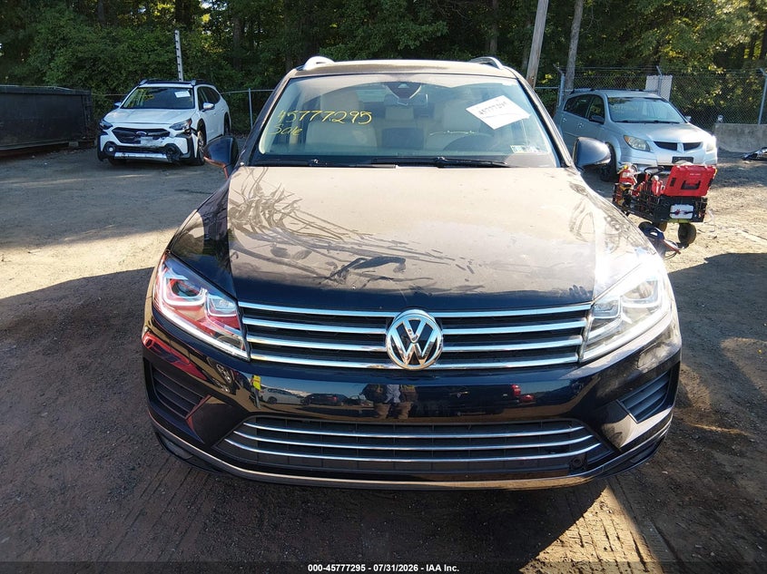 2015 Volkswagen Touareg VIN WVGEF9BPXFD006811 IAAI salvage auction — FRONT END, Clear (Maryland), sold $2,000 on 2026-08-05 (photo 6)