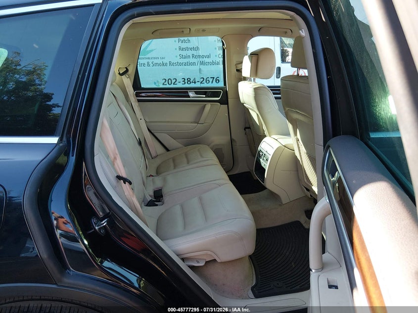 2015 Volkswagen Touareg VIN WVGEF9BPXFD006811 IAAI salvage auction — FRONT END, Clear (Maryland), sold $2,000 on 2026-08-05 (photo 8)