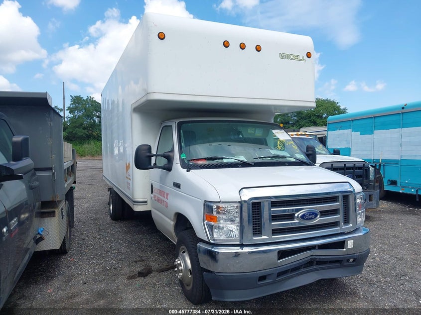 2022 Ford E-450 VIN 1FDXE4FN0NDC37237 IAAI salvage auction — FRONT END, Mv-907A (New York), sold $10,800 on 2026-09-01 (photo 1)